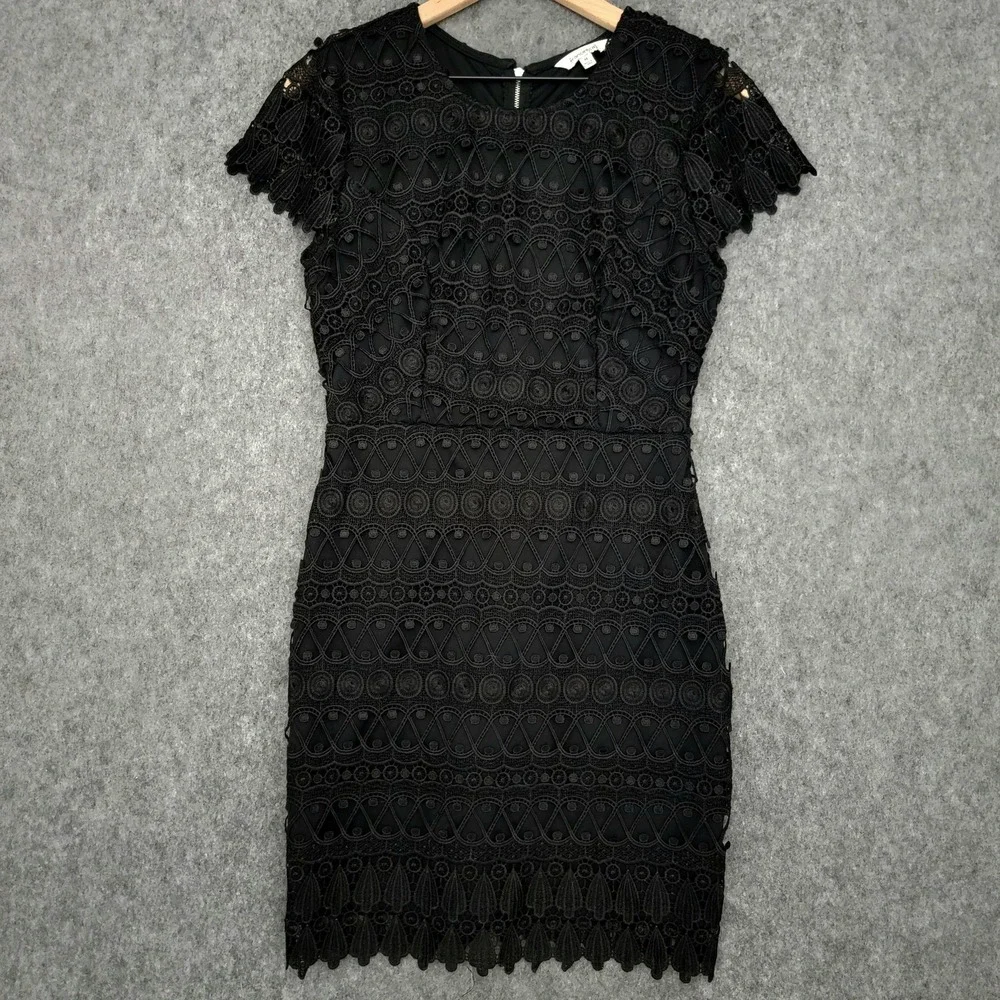 Francesca's Dress Womens Medium Black Lace Sheath‎ Short Sleeve Lined Back Zip